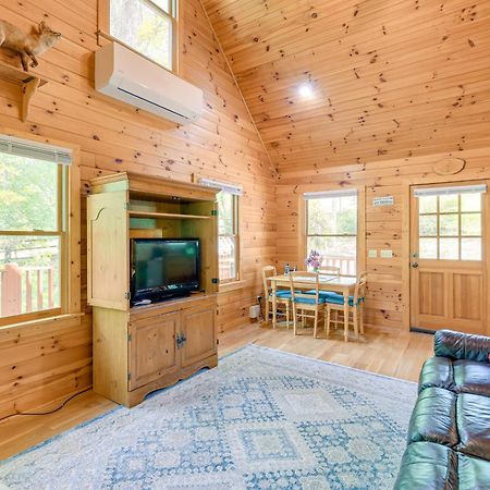 Quaint Blue Ridge Cabin Rental With On-Site Stream! Sparta ภายนอก รูปภาพ