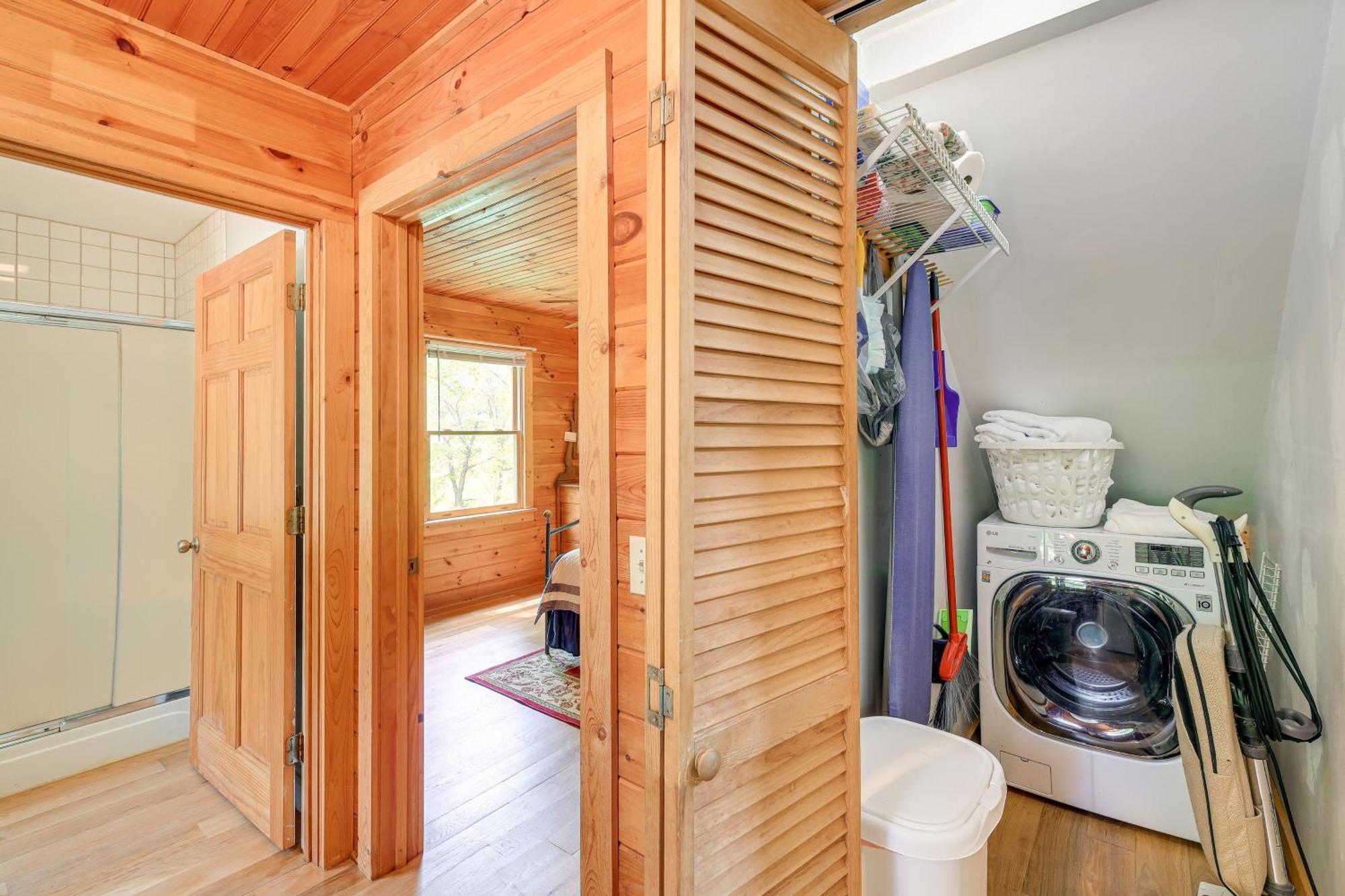 Quaint Blue Ridge Cabin Rental With On-Site Stream! Sparta ภายนอก รูปภาพ