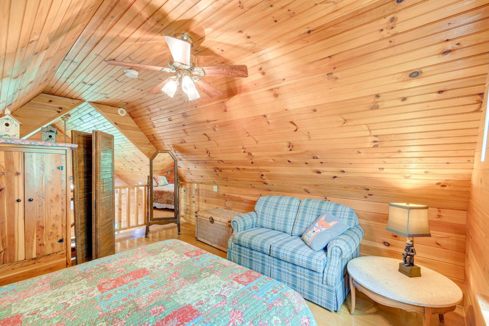 Quaint Blue Ridge Cabin Rental With On-Site Stream! Sparta ภายนอก รูปภาพ