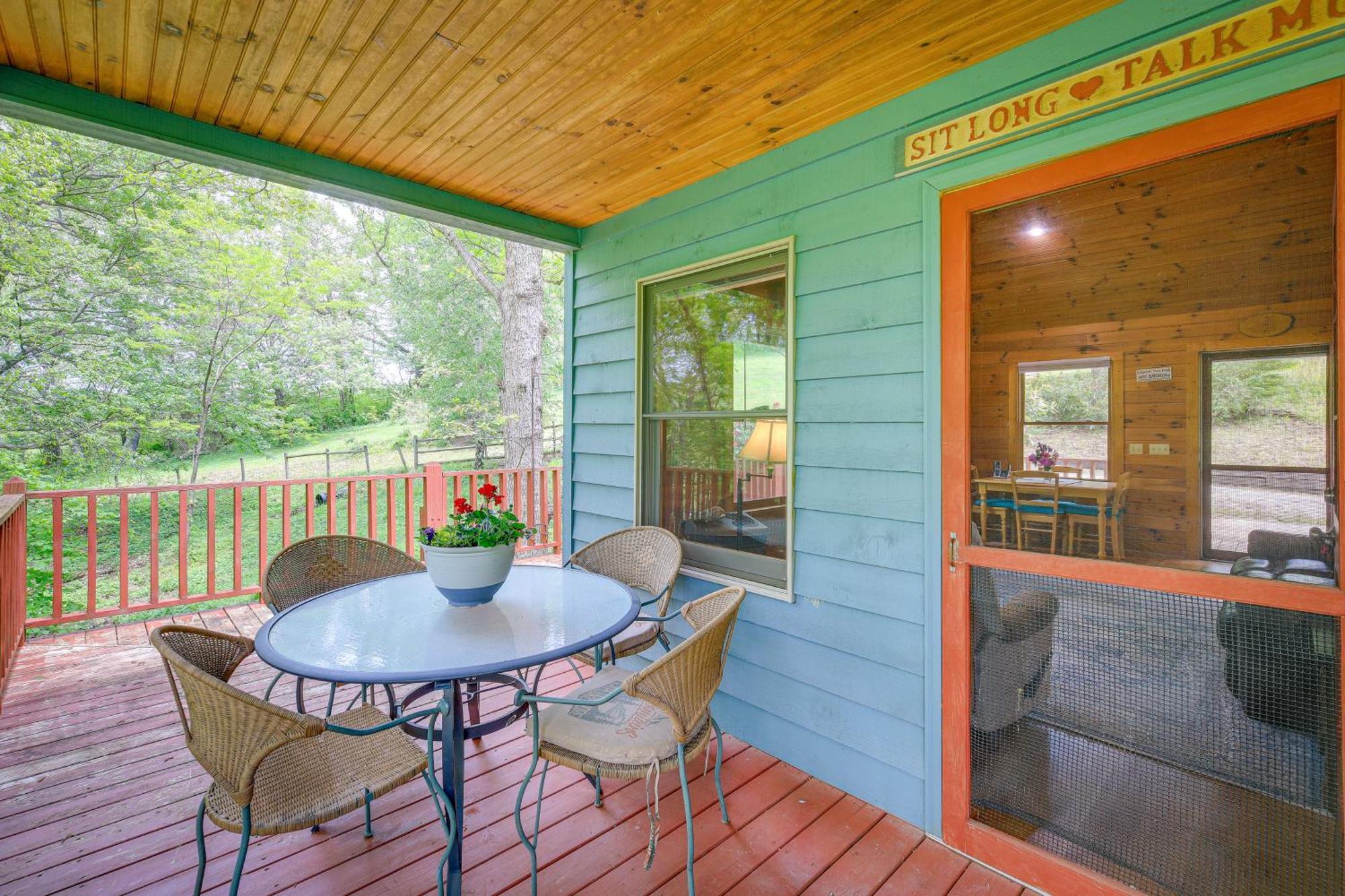Quaint Blue Ridge Cabin Rental With On-Site Stream! Sparta ภายนอก รูปภาพ