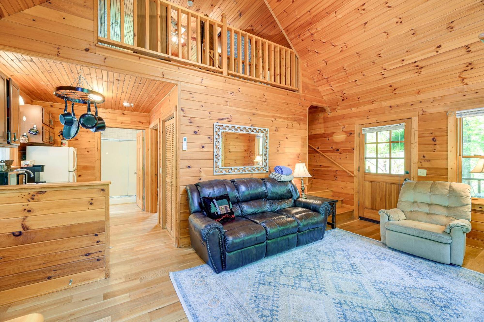 Quaint Blue Ridge Cabin Rental With On-Site Stream! Sparta ภายนอก รูปภาพ